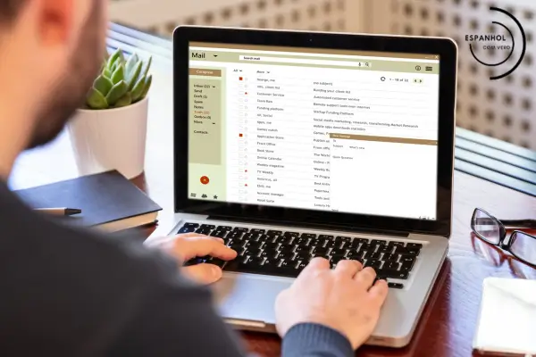 Como Escrever E-mails Profissionais em Espanhol